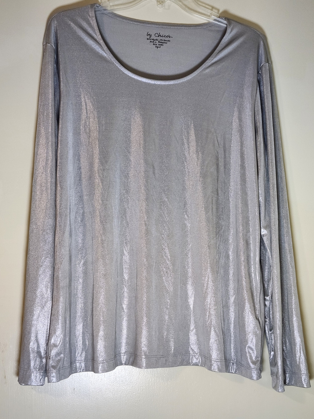 Chico's Silver Metallic Long Sleeve Scoop Neck‎ Top